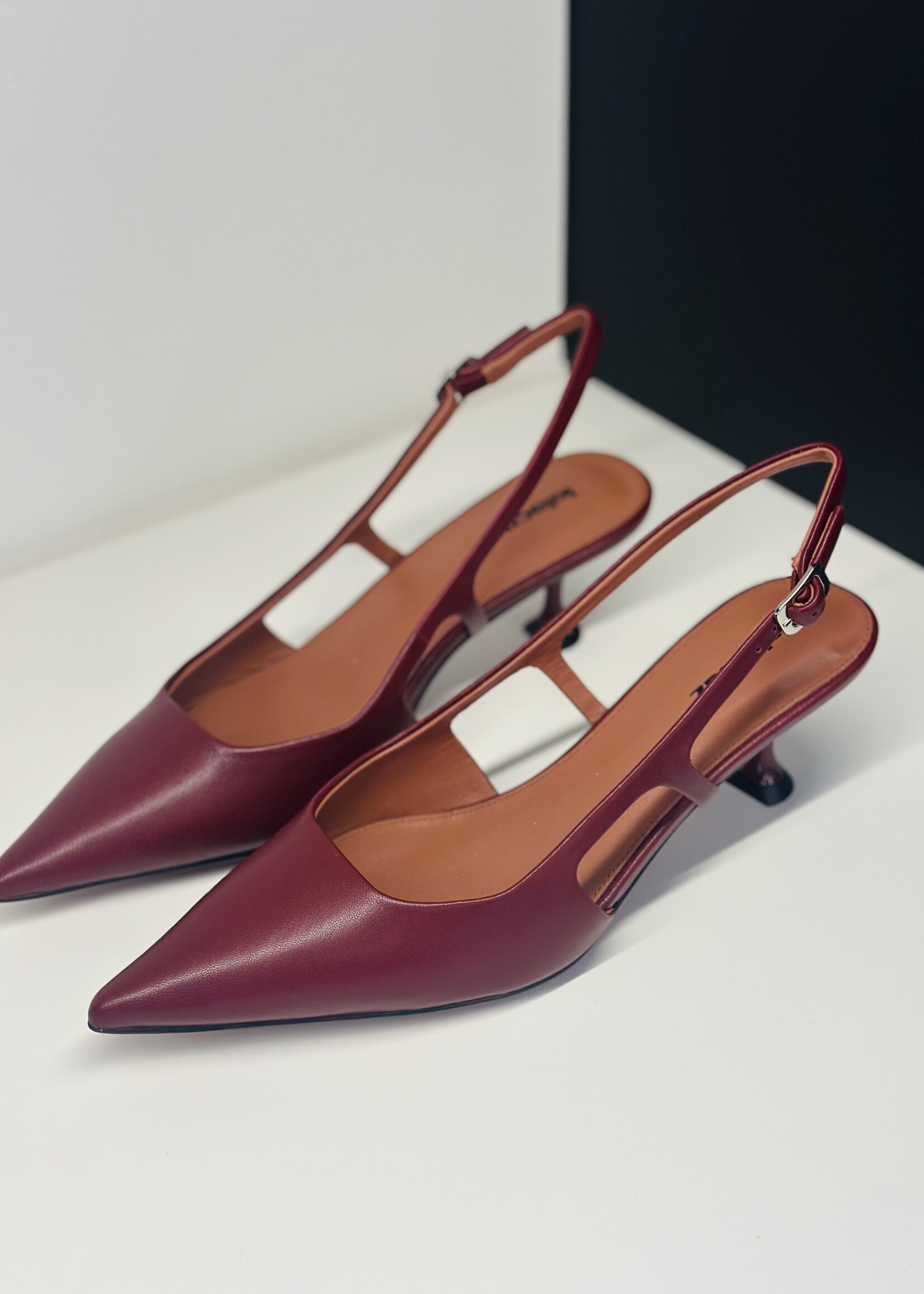 Burgundy slingback