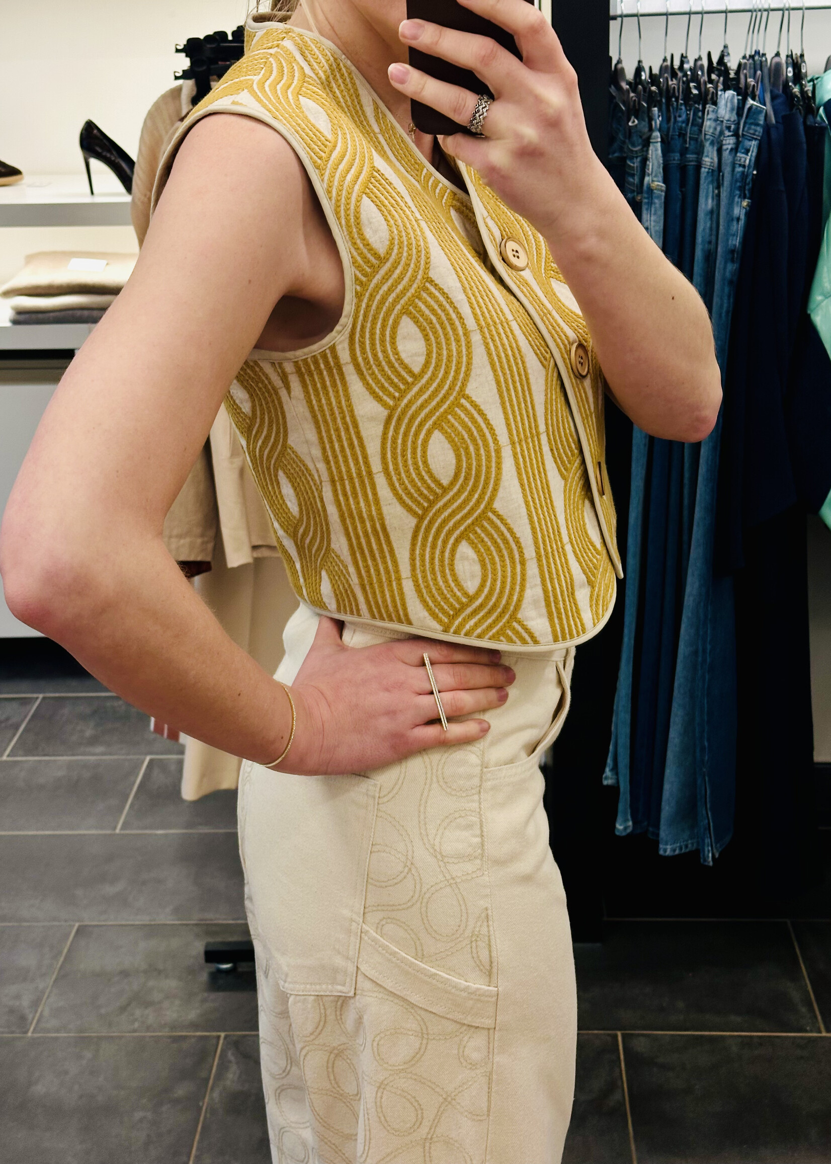 Bari Vest Amber Embroidery