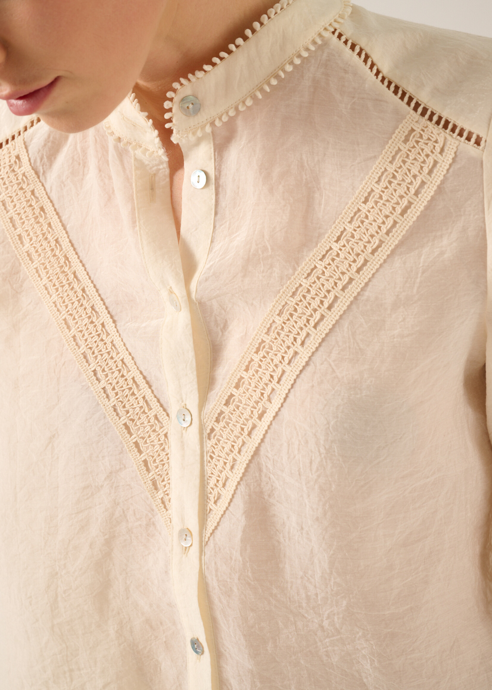 Cody Blouse Ivory