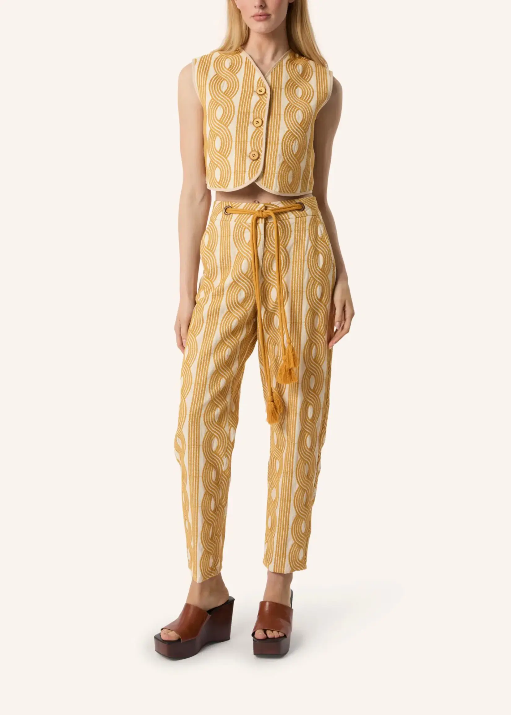 Bari Vest Amber Embroidery