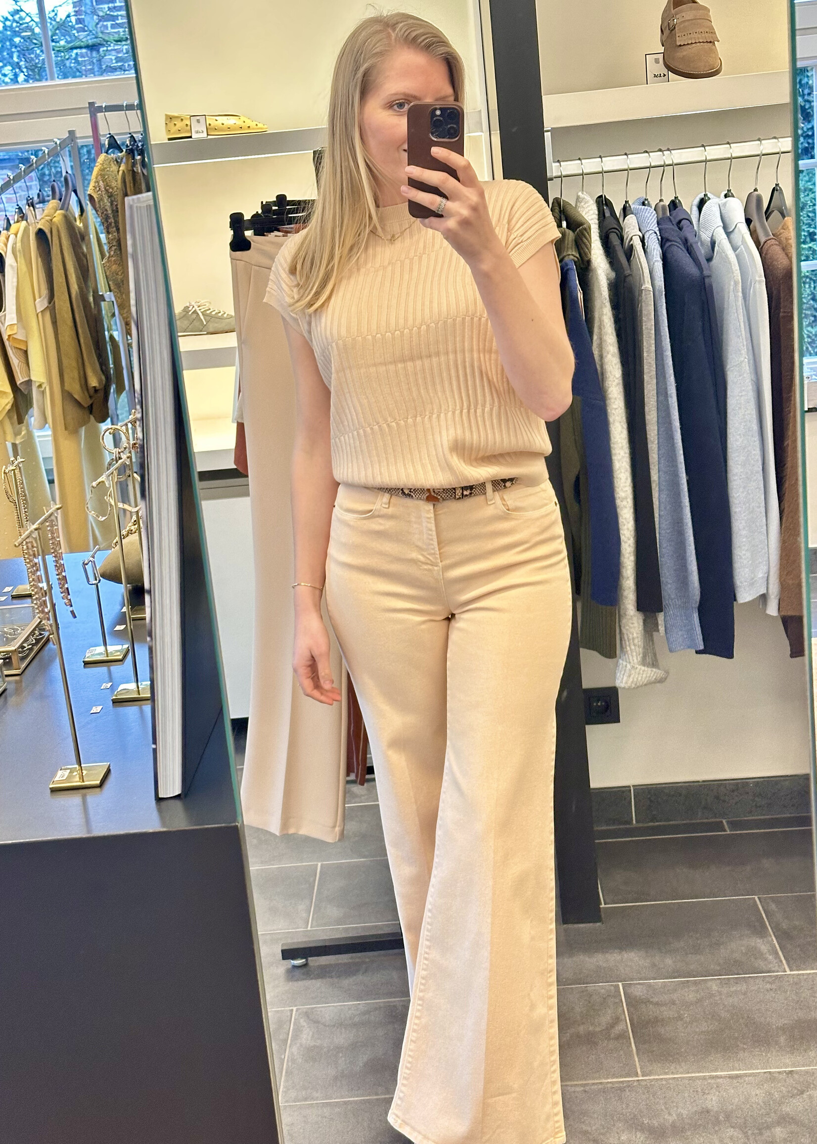 Mumbai Trousers Powder