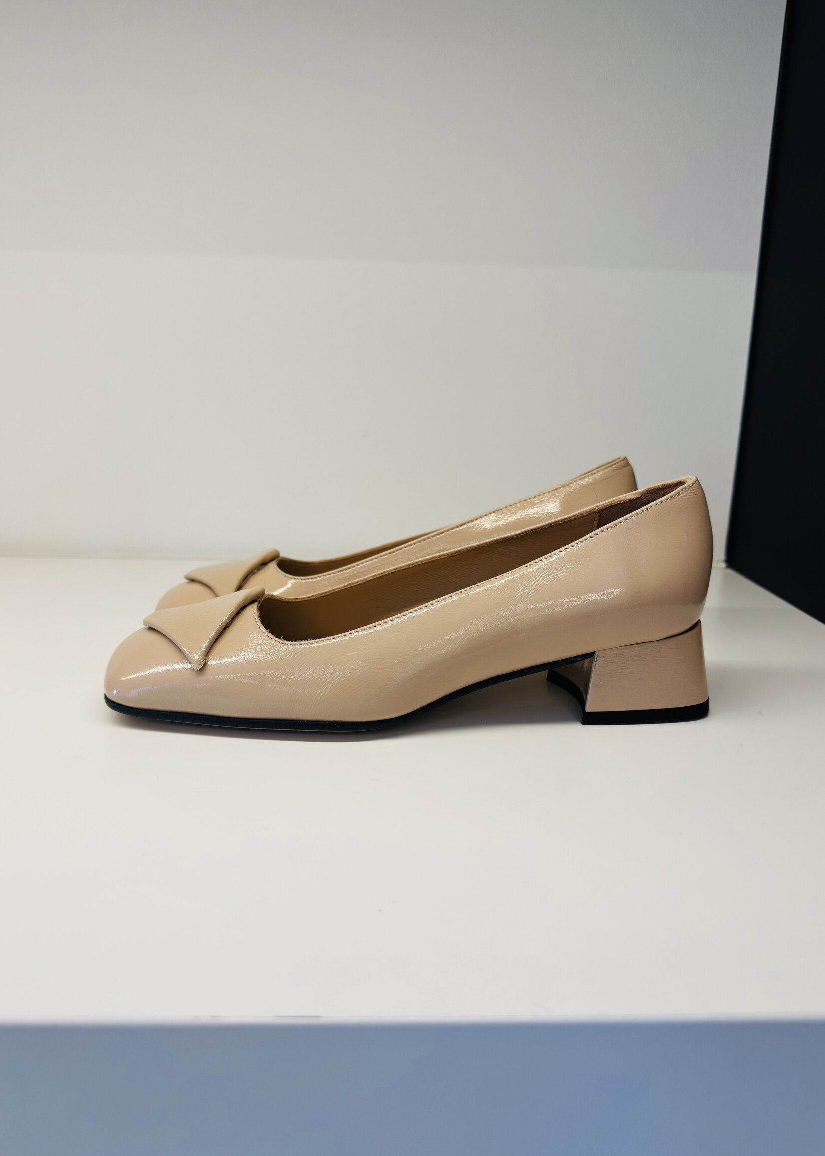 Chantal Patent Sunkissed Beige