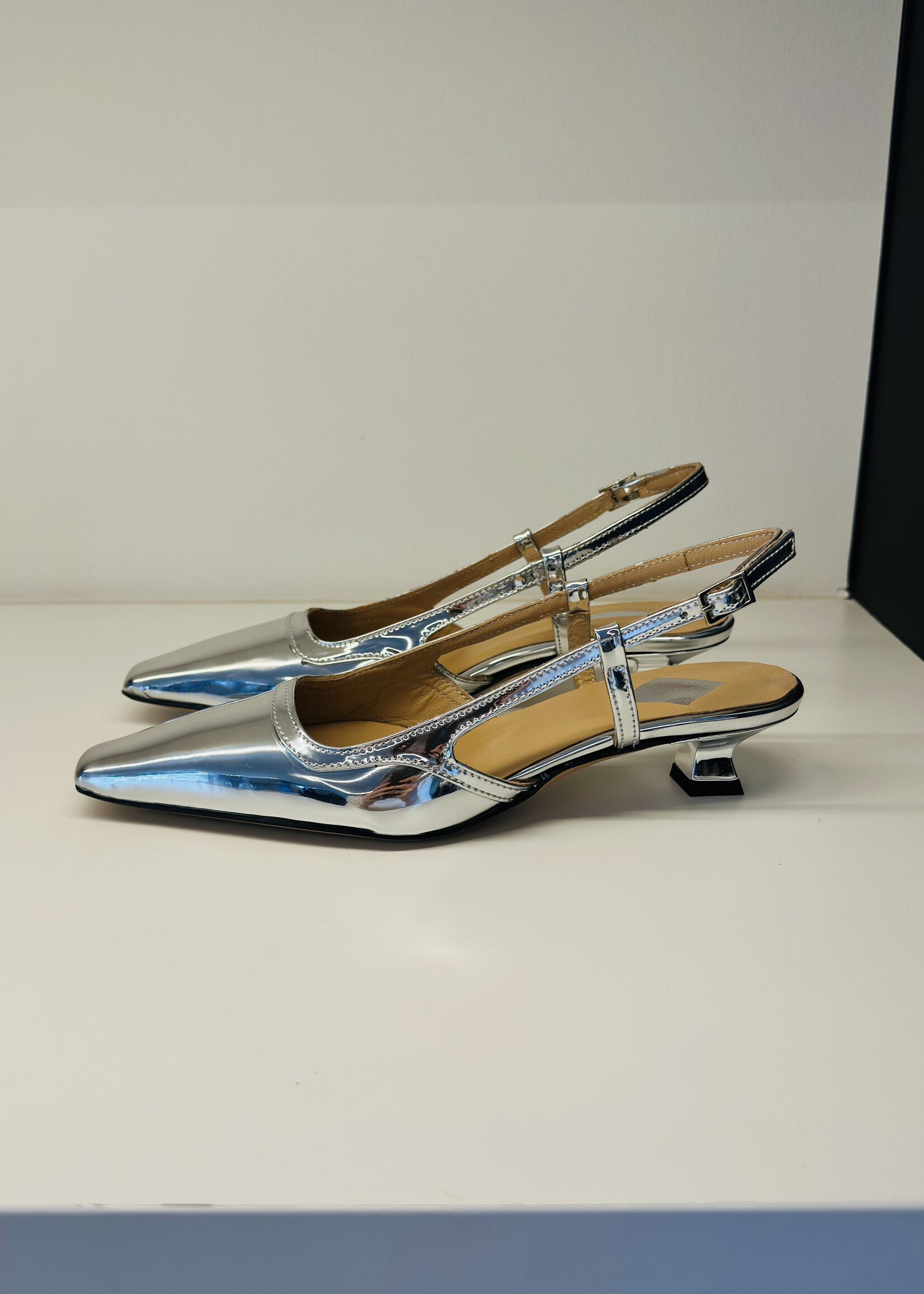 Katleen Mirror Silver Slingback