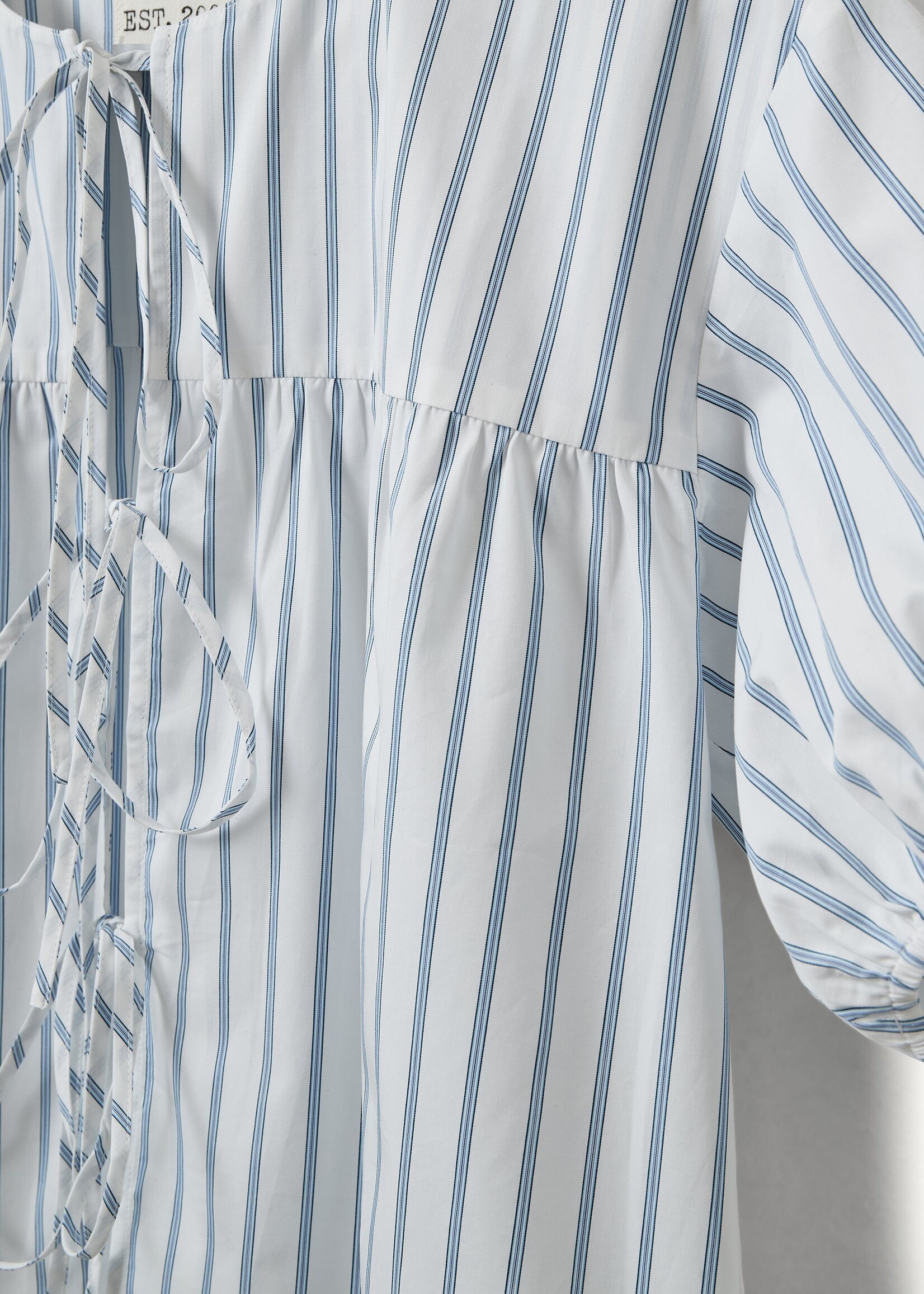 Mattia Puff Blouse White Blue Stripe