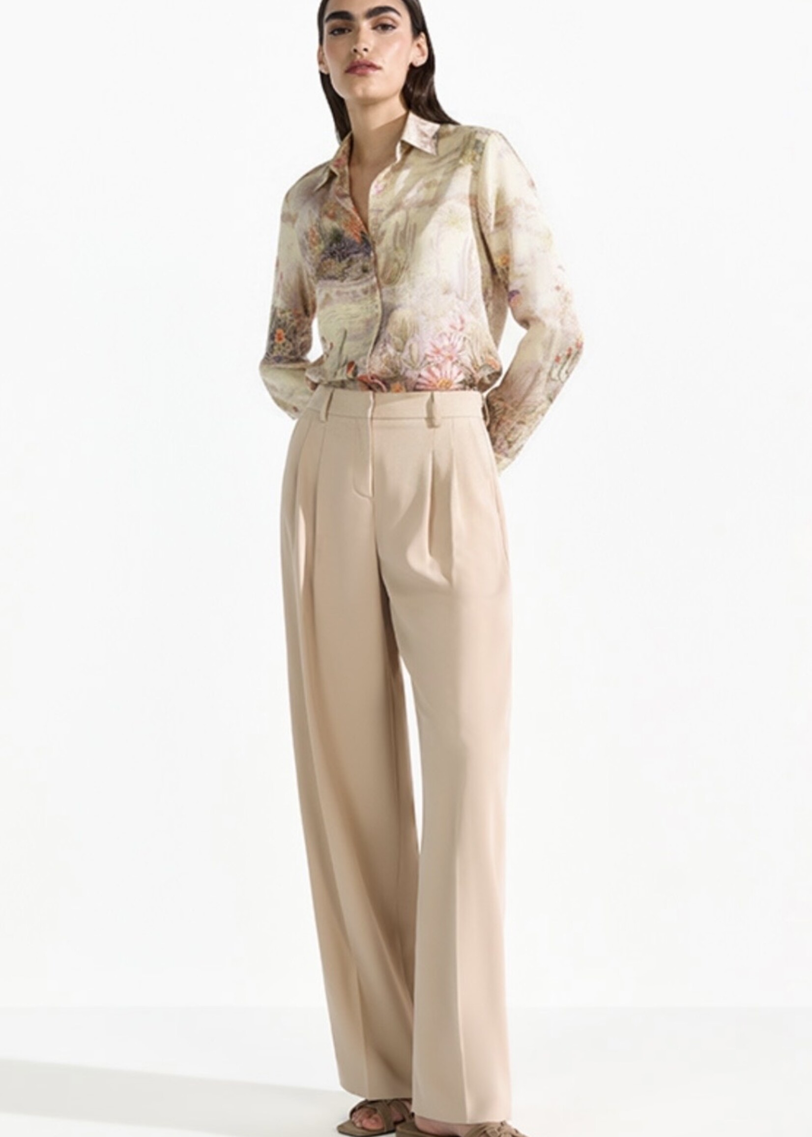 Blouse with Cactus Print Straw Patterned