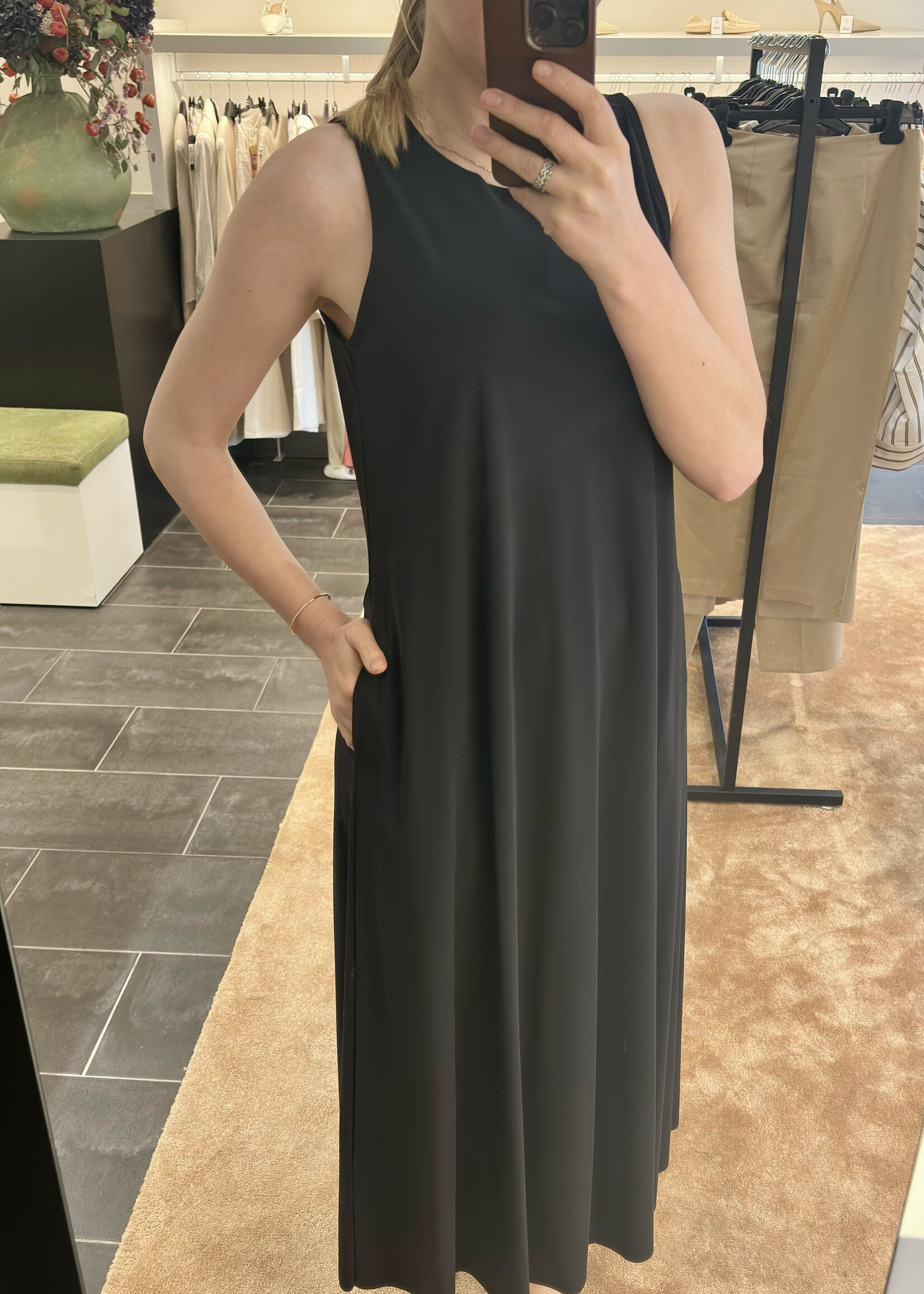 Zwarte midi-jurk