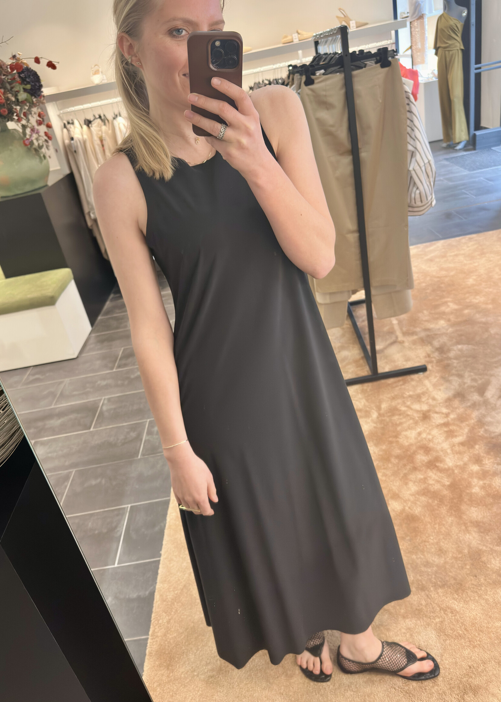 Zwarte midi-jurk