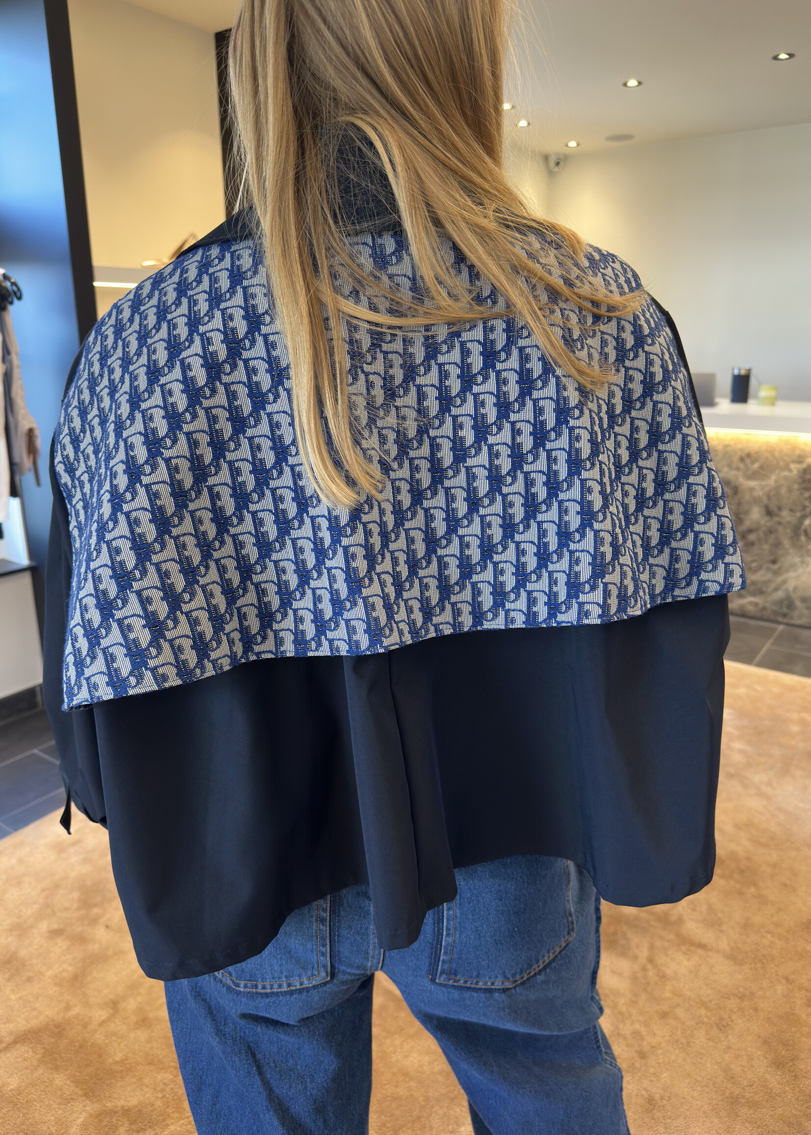 Cape Designer Back N°4