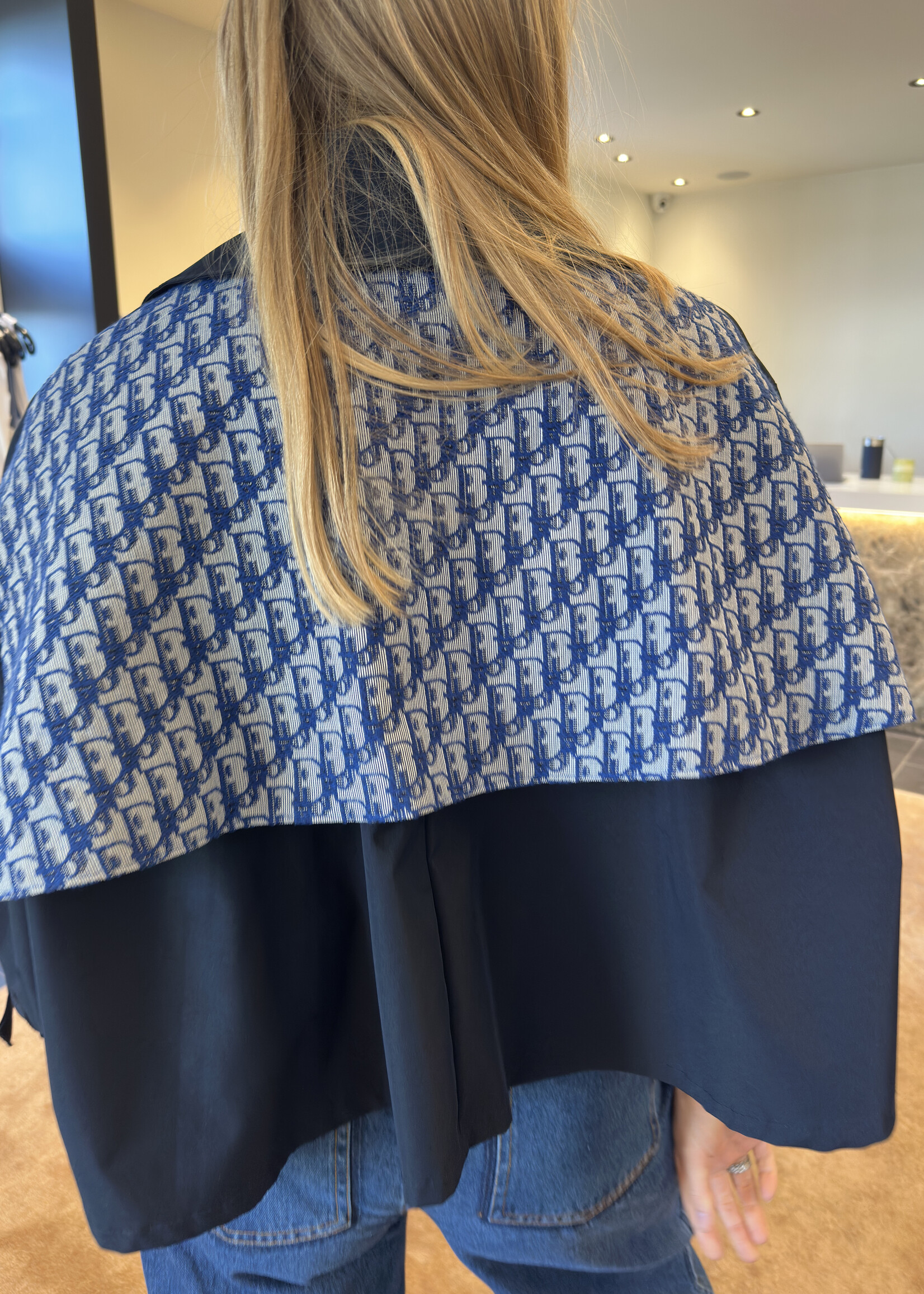 Cape Designer Back N°4