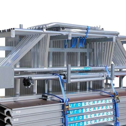 Euroscaffold Steigeraanhanger + Euro Rolsteiger Compleet 135 x 250 x 6,2m werkhoogte + enkele voorloopleuning