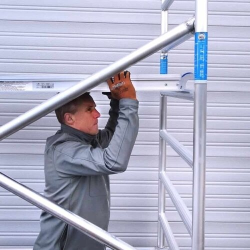 Alumexx Rolsteiger Alumexx Basic 90 x 190 x 7.20m werkhoogte met carbon platformen