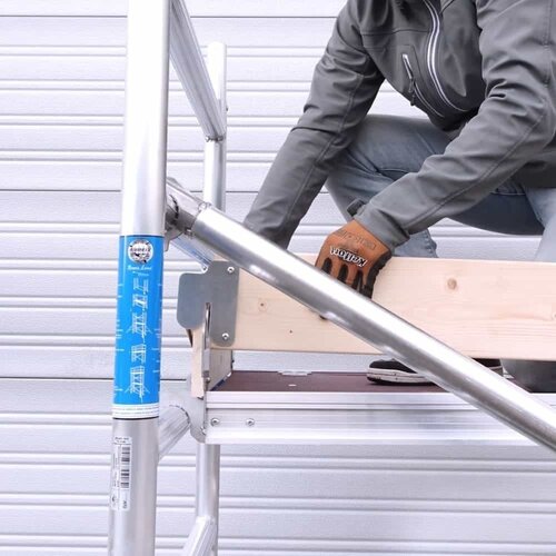 Alumexx Rolsteiger Alumexx Basic 135 x 190 x 4.20m werkhoogte met carbon platformen