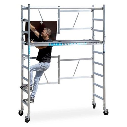 Euroscaffold Kamersteiger werkhoogte 4 meter