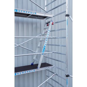 Eurostairs Platform steigertrap 7 treden Eurostairs Platform steigertrap 7 treden
