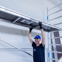 Alumexx Rolsteiger Alumexx Light 135x190 12,2m werkhoogte geschoord Carbon vloer