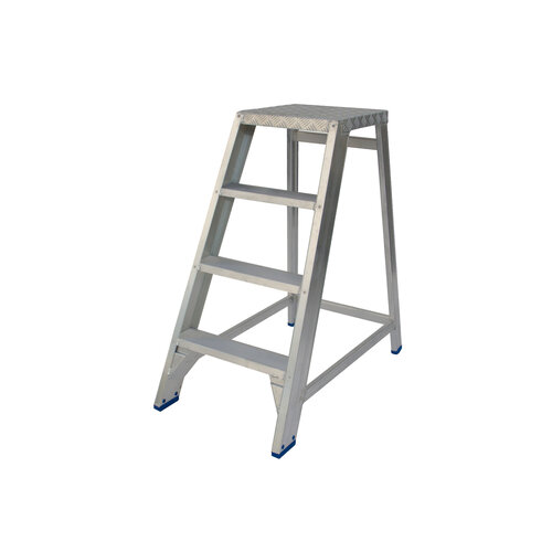Solide 4 tr. vaste Montagetrap incl. platform van traanplaat Type MT