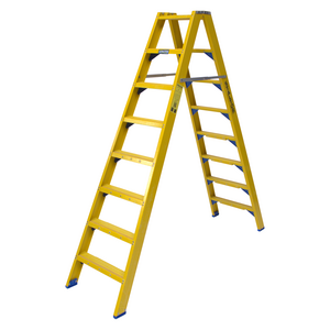 2 x 8 tr. incl. platform glasvezelversterkte Industrietrap Type DT + baktrede NEN2484