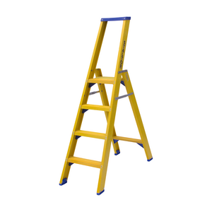 1 x 4 tr. incl. platform Professionele Trap glasvezelversterkt NEN2484