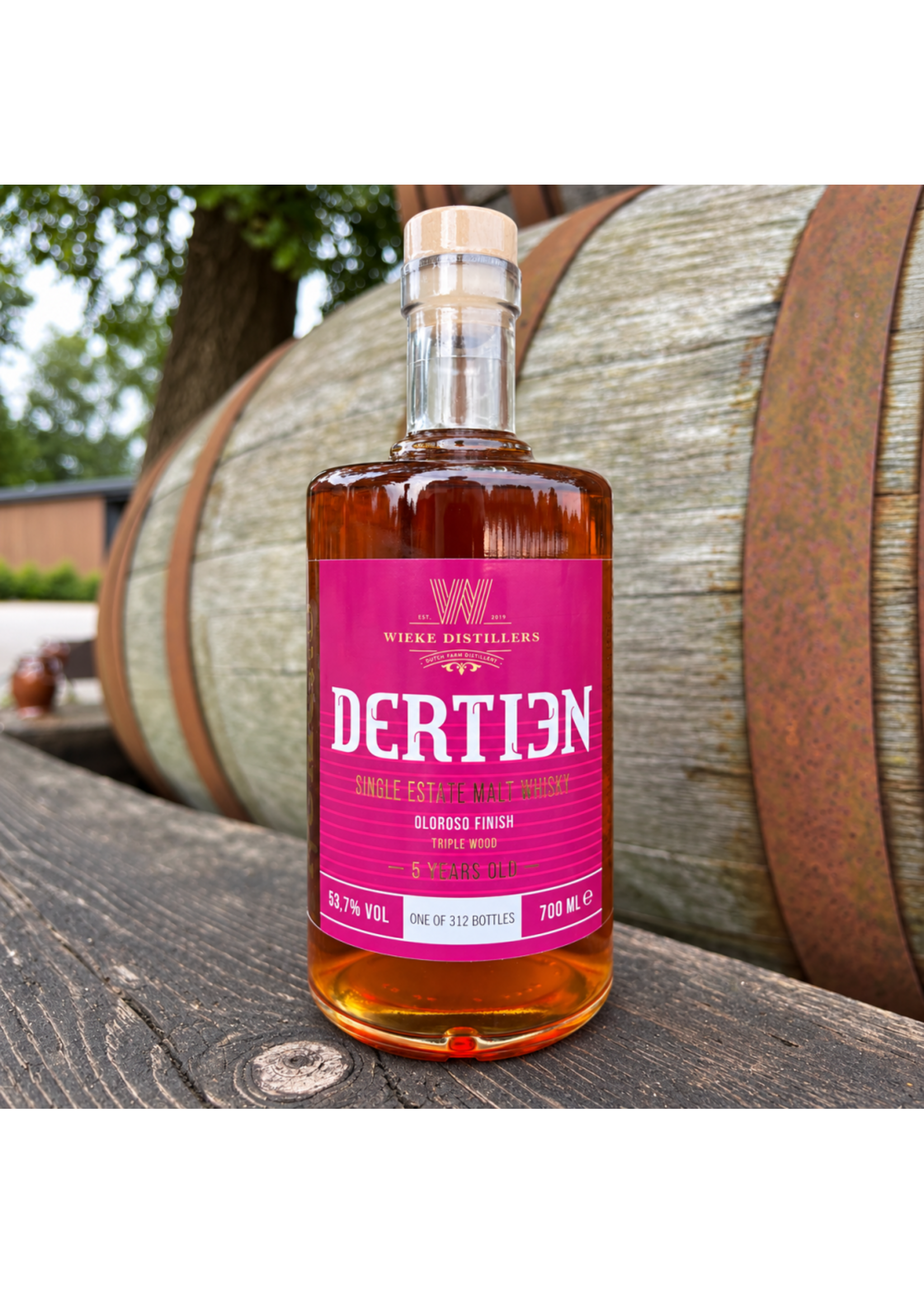 Wieke Distillers Wieke Distillers Numero Dertien Oloroso Finish Batch 3 70 cl