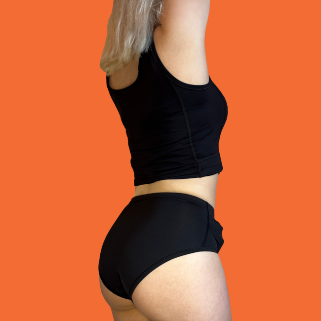 Ladies high-waist bikini briefs with pockets