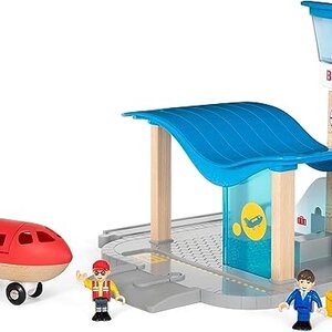 Brio Brio vlieghaven met controletoren