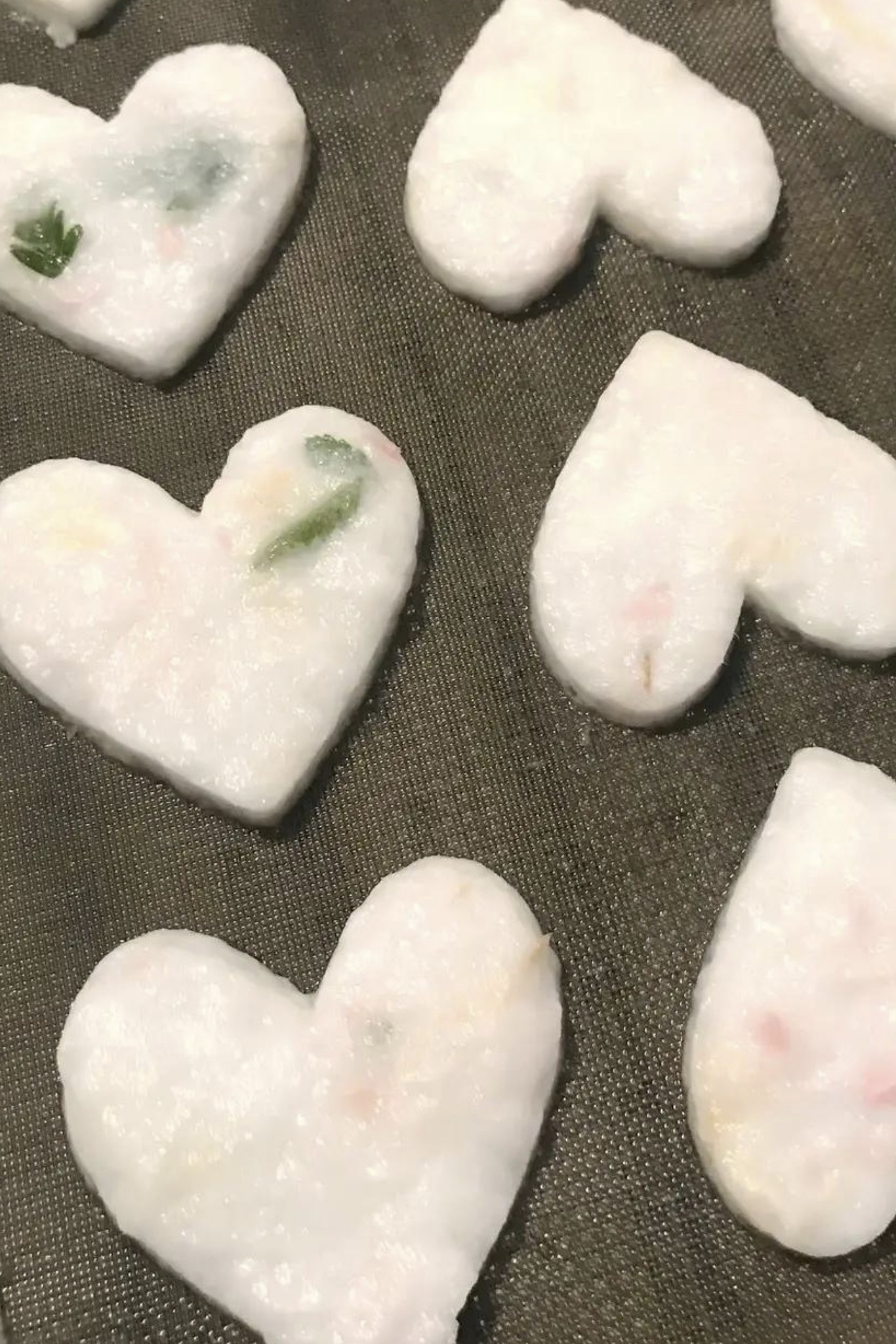 Kleine Handgeschöpfte Herzen mit Couvert 6 Stück