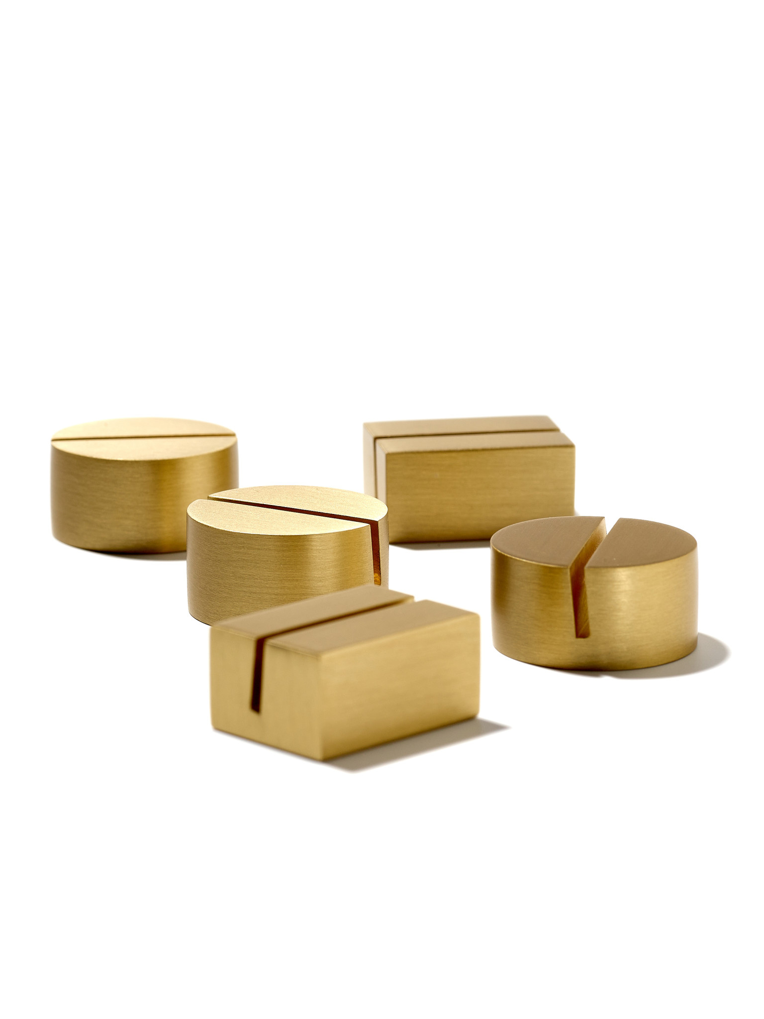 NOUVEL ÉTÉ Postkartenhalter aus Messing, rund