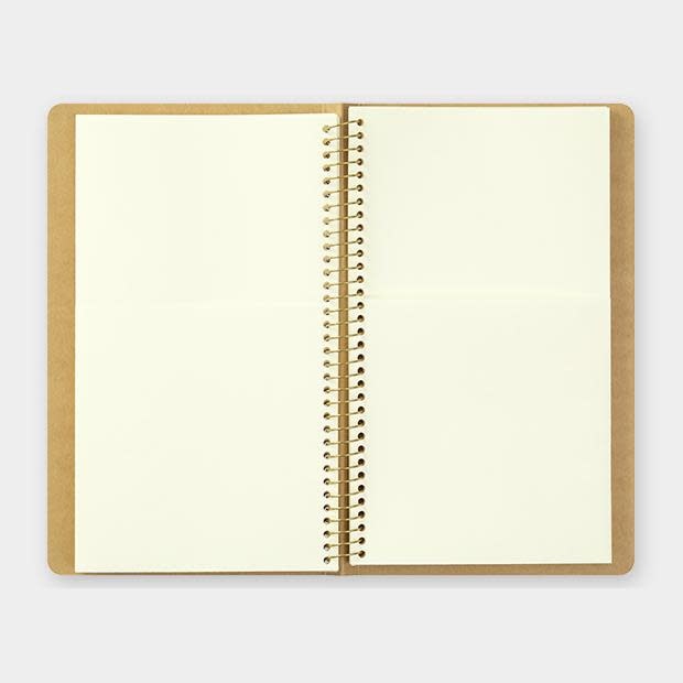 TRAVELER'S COMPANY Notizbuch mit Papiertaschen A5