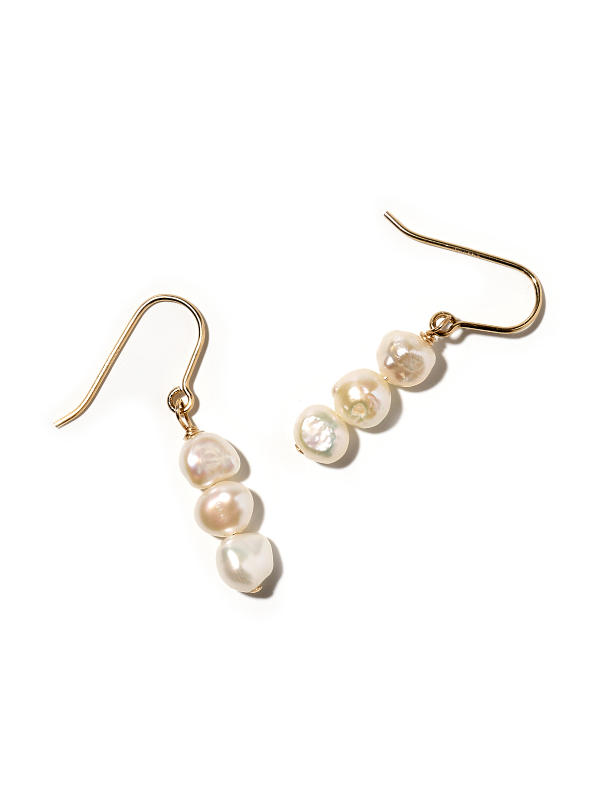 NOUVEL ÉTÉ MINNA, Ohrhänger, 14K gold filled, Süsswasser Zuchtperlen