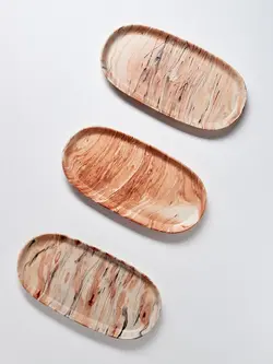 EGG BACK HOME Ovales Tray in Marmoroptik