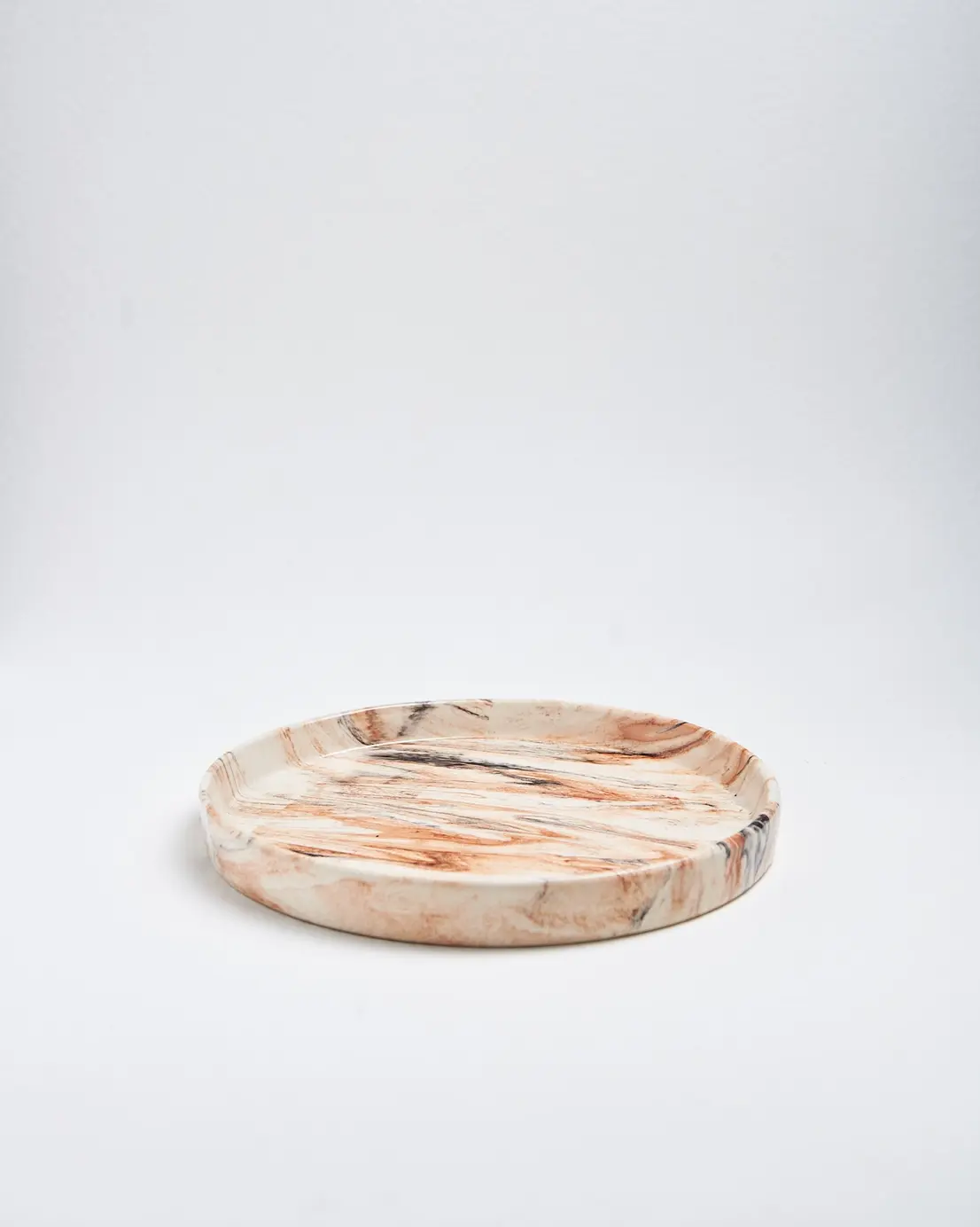 EGG BACK HOME Rundes Tray in Marmoroptik