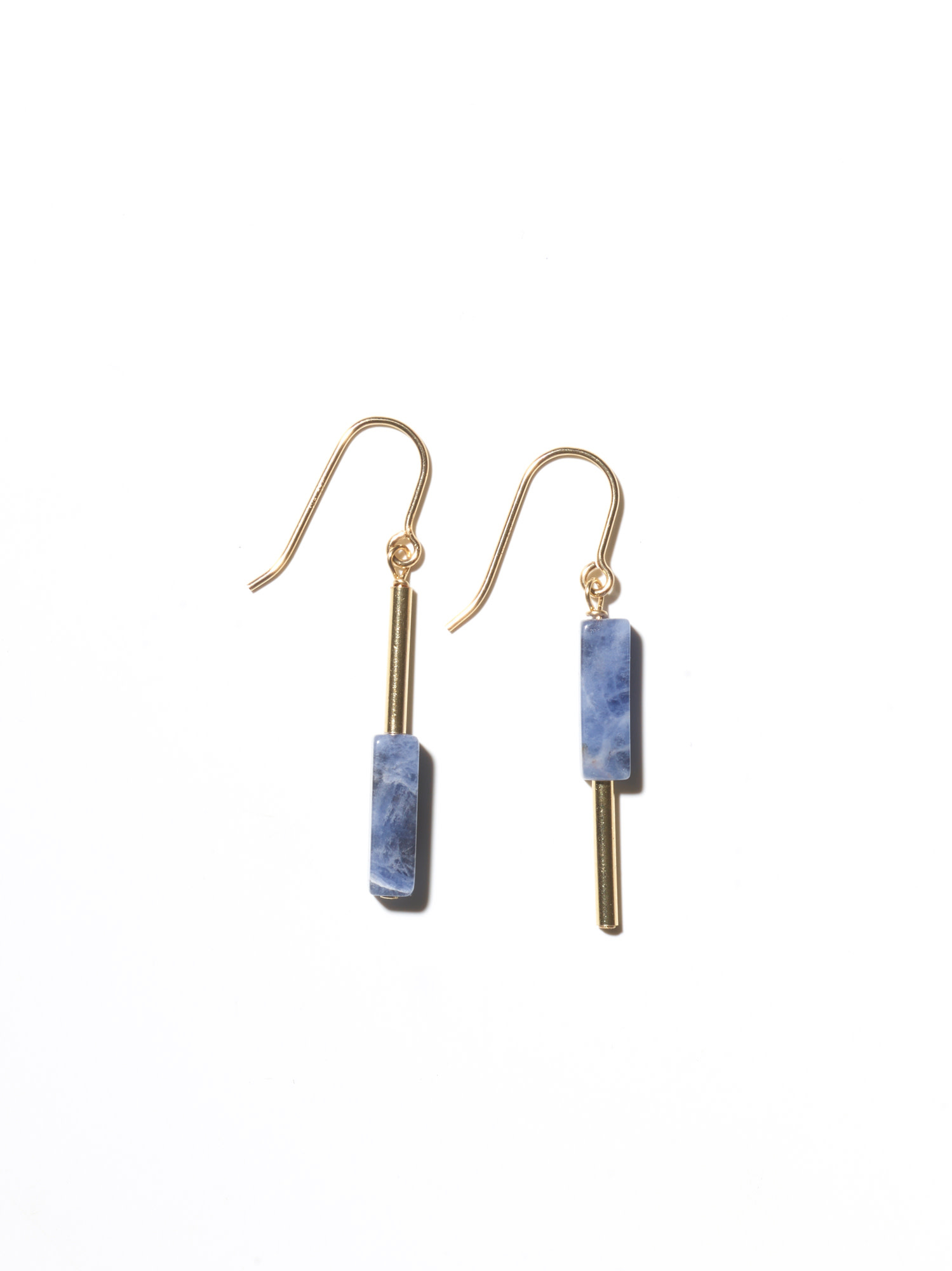 NOUVEL ÉTÉ AINO Ohrhänger 14-karat gold filled - Sodalit