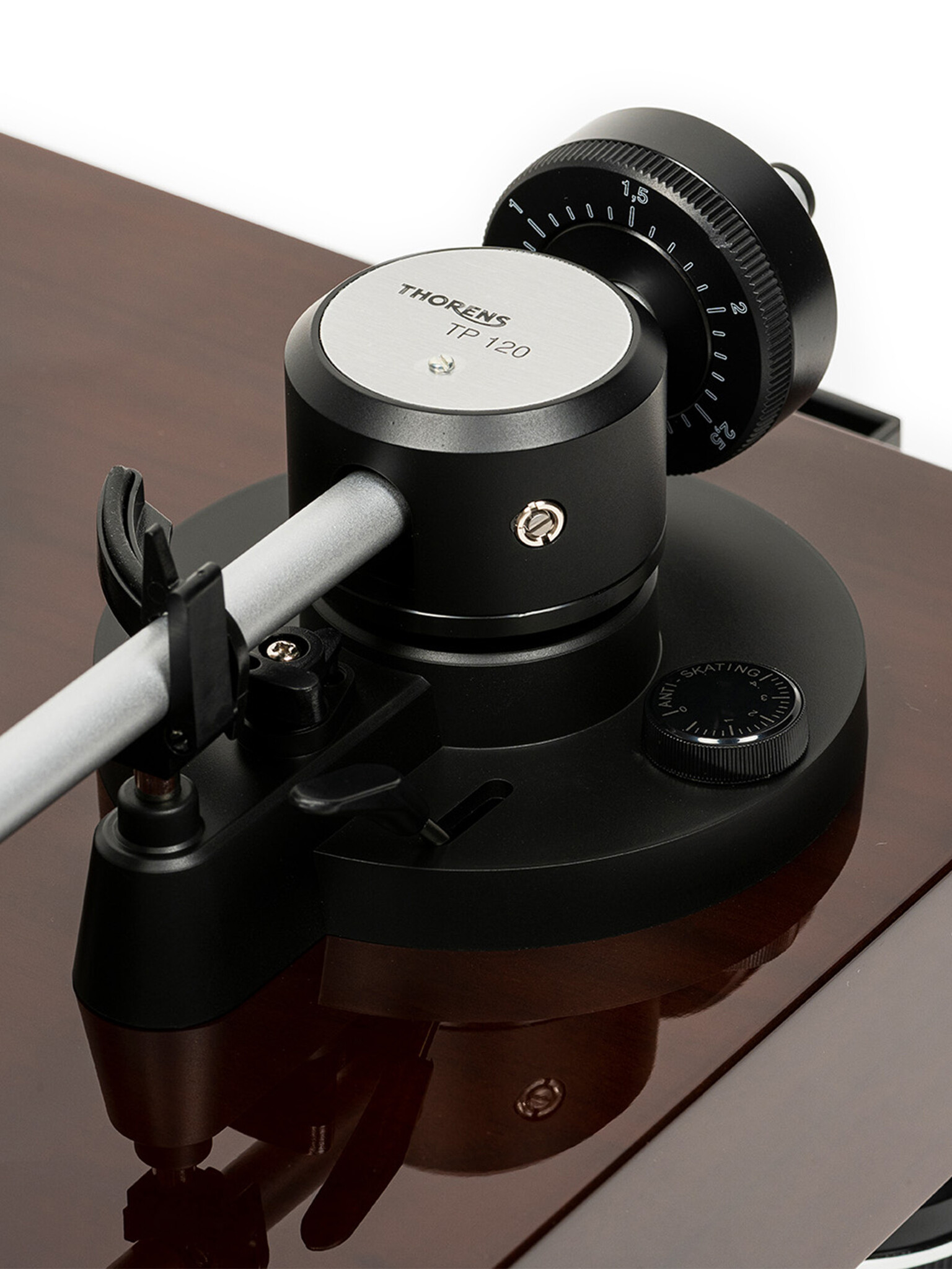 THORENS Plattenspieler TD-204 manuell mit Phonovorstufe TP120 Tonarm