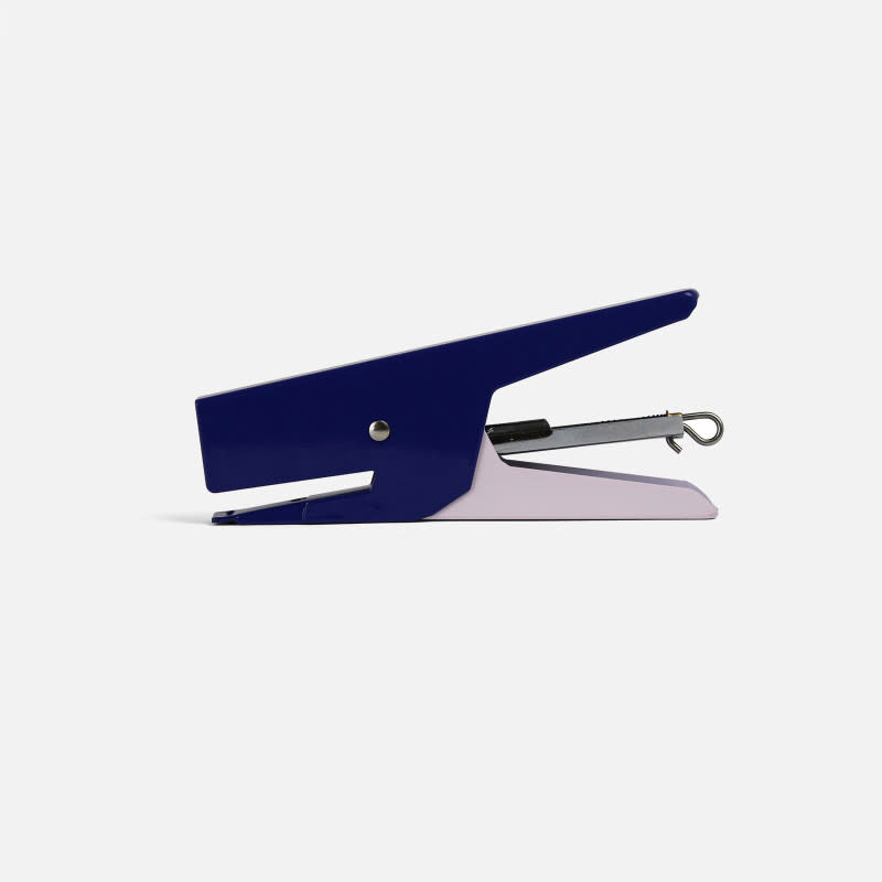 PAPIER TIGRE Stapler L'Agrafeuse cobalt pink