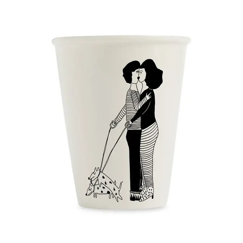 HELEN B Porzellan Becher COUPLES mit verschiedenen Illustrationen