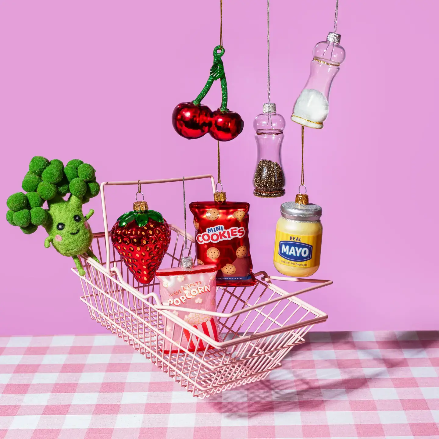 SASS & BELLE Weihnachtshänger Erdbeere