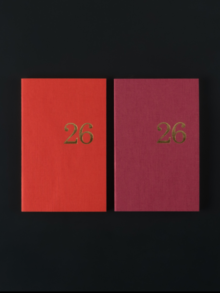 LE TYPOGRAPHE 2026 Agenda – Weekly calendar soft cover geranium and raspberry