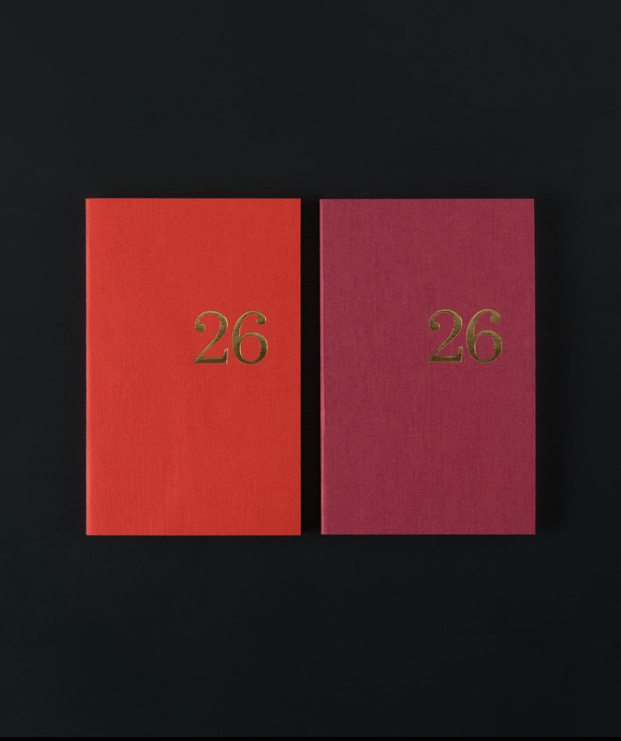 LE TYPOGRAPHE 2026 Agenda – Weekly calendar soft cover geranium and raspberry