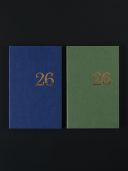 LE TYPOGRAPHE 2026 Agenda – Weekly calendar soft cover overseas and moss