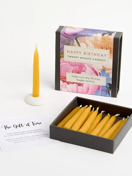 12 Mini Kerzen aus Bienenwachs – Happy Birthday