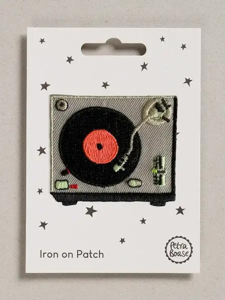PETRA BOASE Aufnäher / Iron on patch – Vinyl Love
