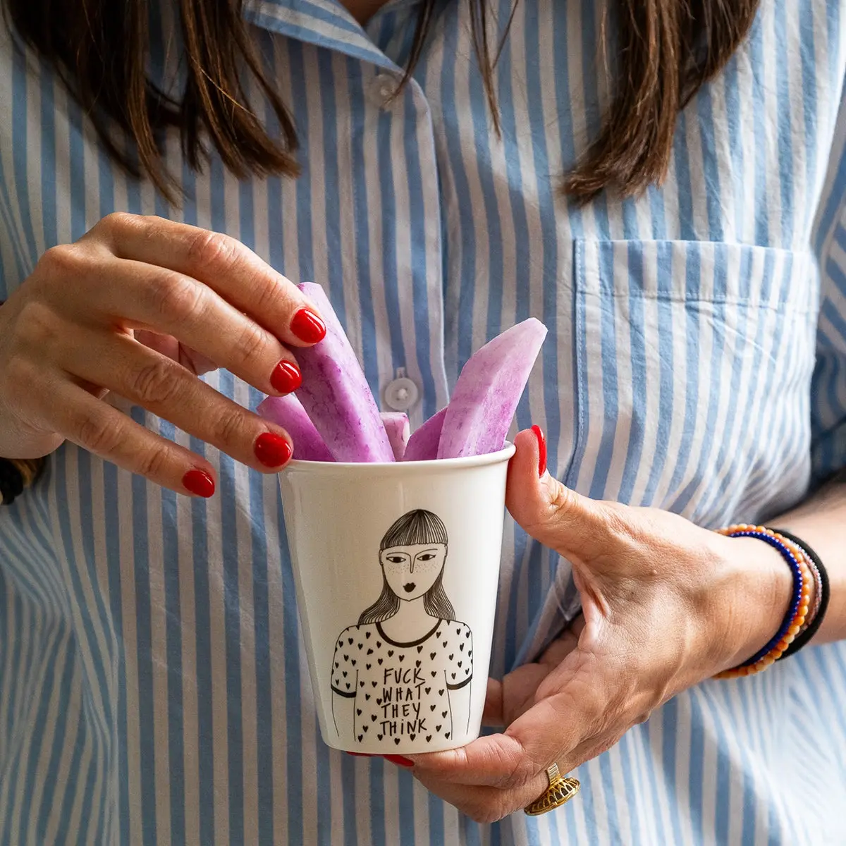 HELEN B Porzellanbecher FUCK WHAT THEY THINK