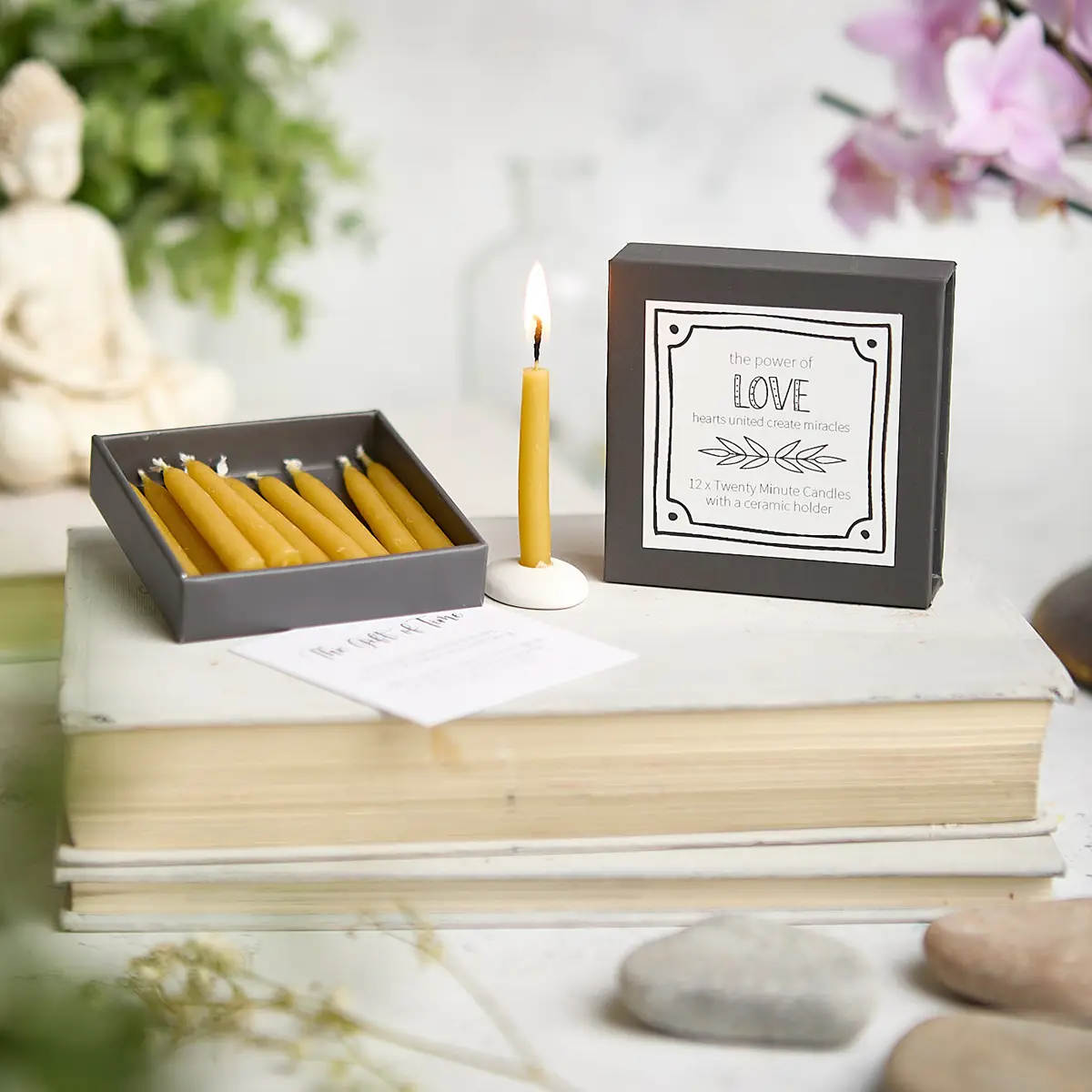 12 Mini Kerzen aus Bienenwachs – the power of Love
