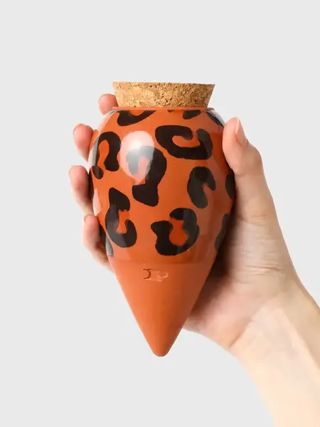 PEPIN. OYA Wasserspender aus Terrakotta –  Leopardenmuster