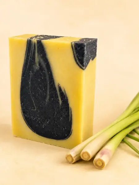 SAVONNERIE DE LA BUÈGES Savon Citronnelle / Zitronenseife aus Frankreich – 100g