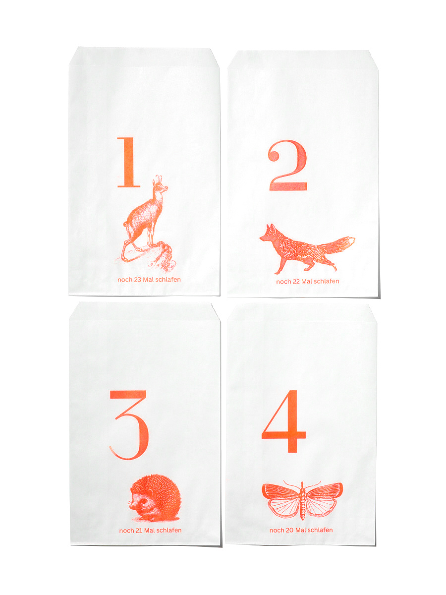 NOUVEL ÉTÉ 24 Adventstüten Risoprint Rot