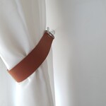 Bij Lien Embrasse leer Gordijn 4 cm