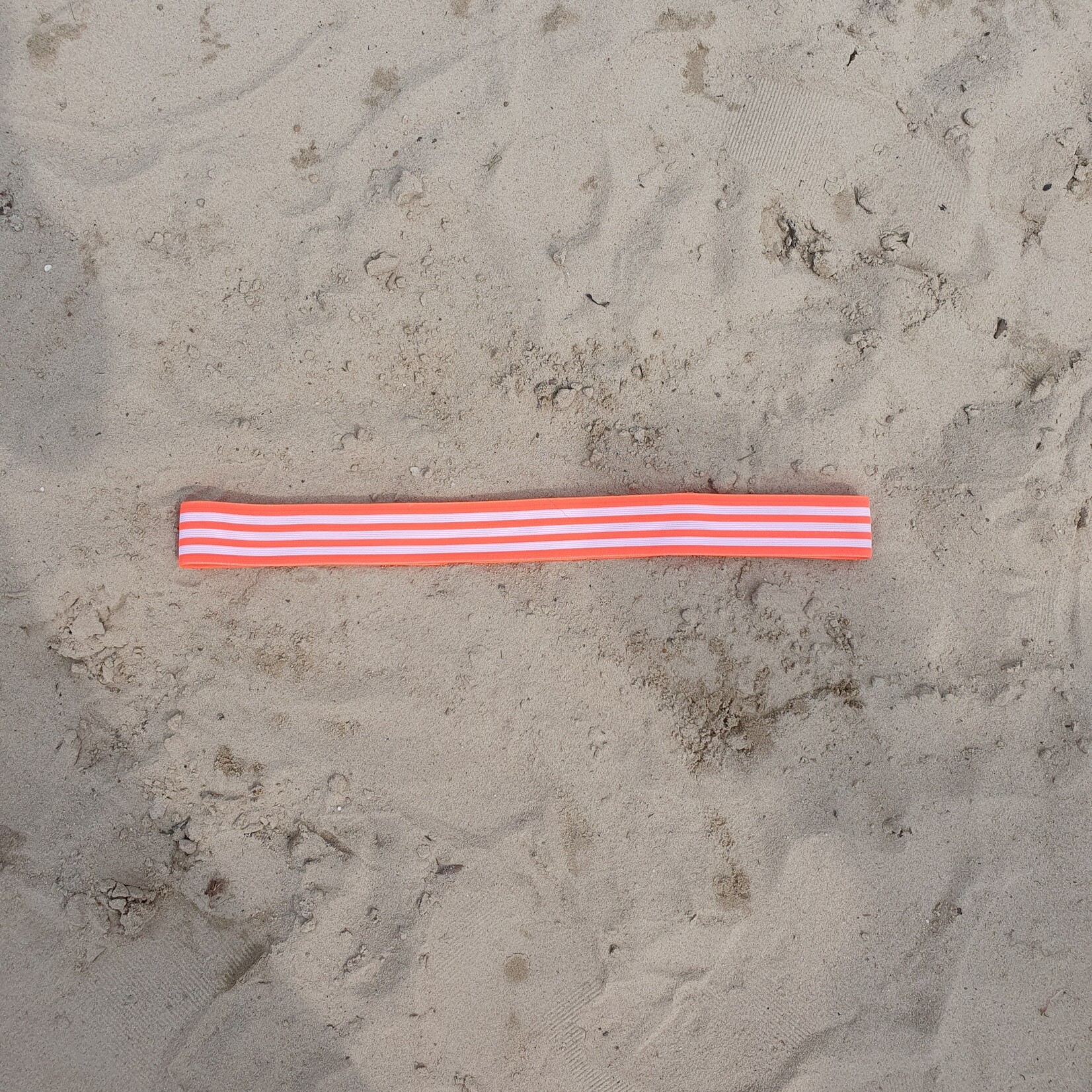 Bij Lien beach towel strap - Neon Orange