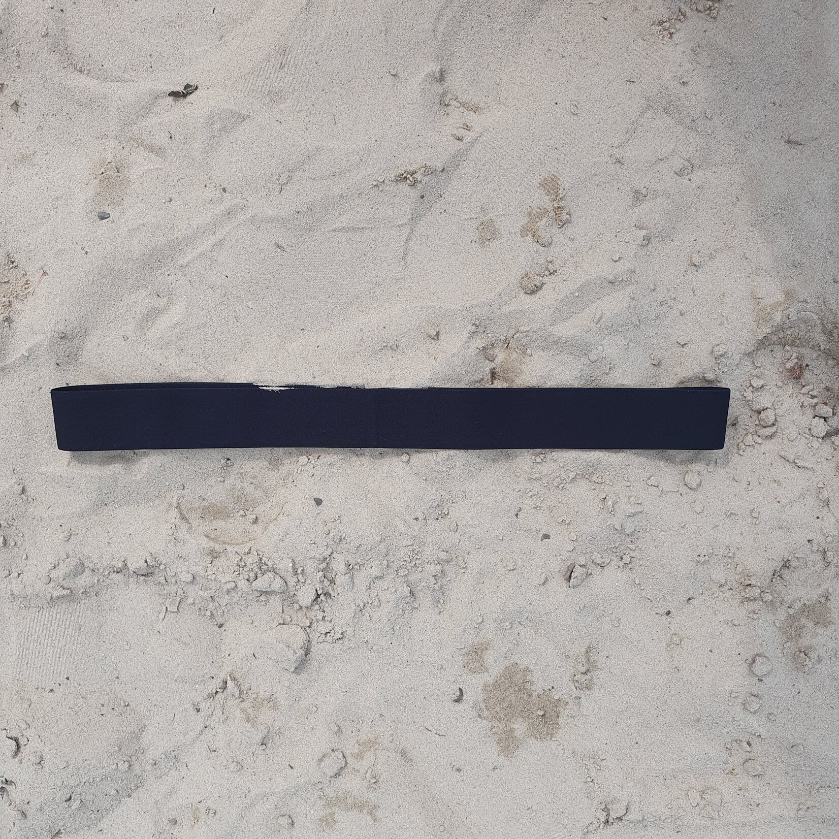 Bij Lien beach towel strap - Zwart