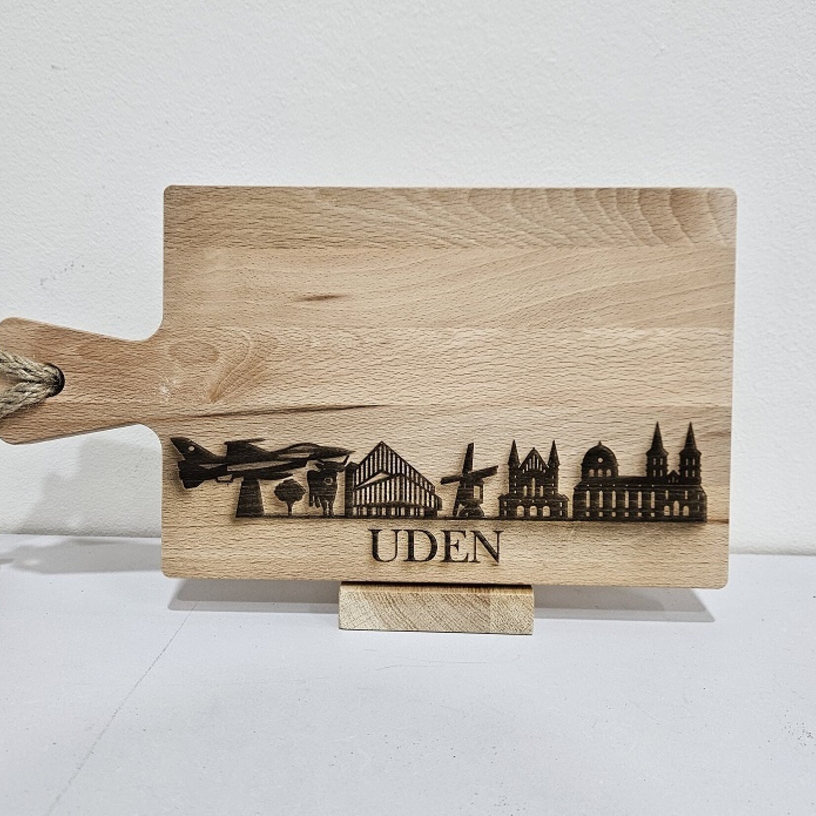 Bij Lien borrelplank beukenhout skyline Uden